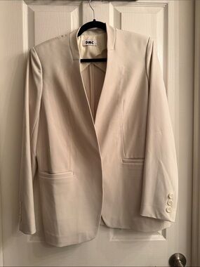 DMC Women's Cream Tailored Blazer